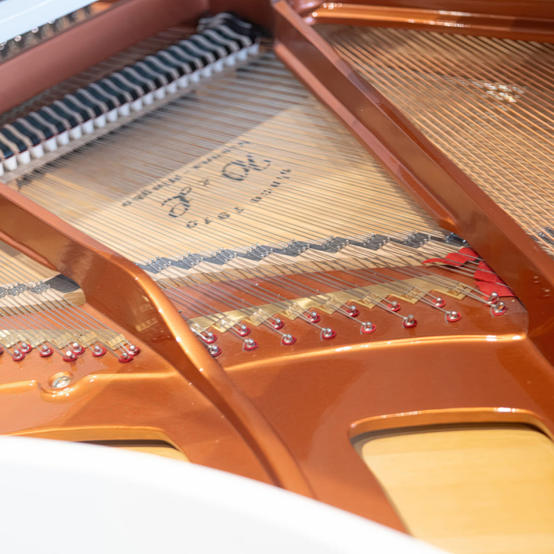 Рояль Irmler GP 142 Studio (BU) белый, полированный