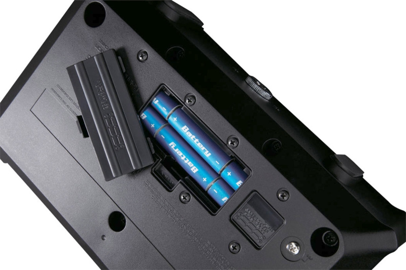 Гитарный комбоусилитель Roland MOBILE-AC