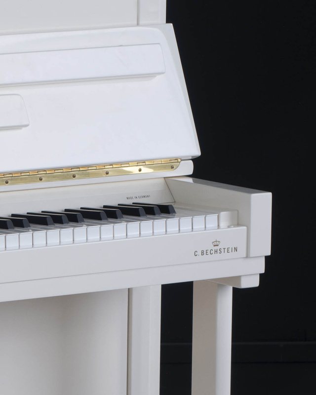 Пианино C. Bechstein Residence Classic 118 (BU) белое,полированное