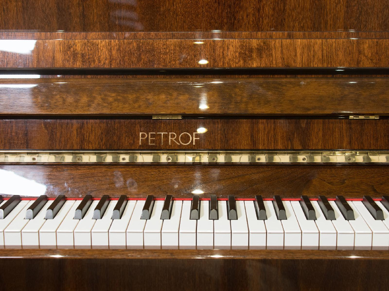 Пианино Petrof Middle P 118 M1 (BU) орех, полированное