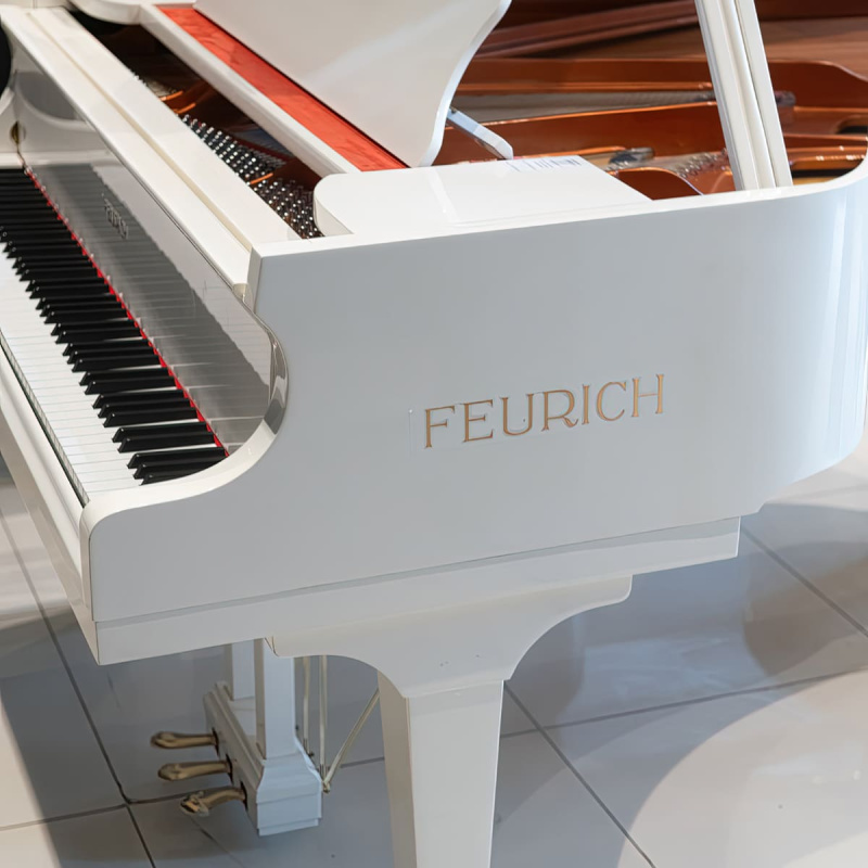 Рояль Feurich мод. 179 (BU) белый, полированный