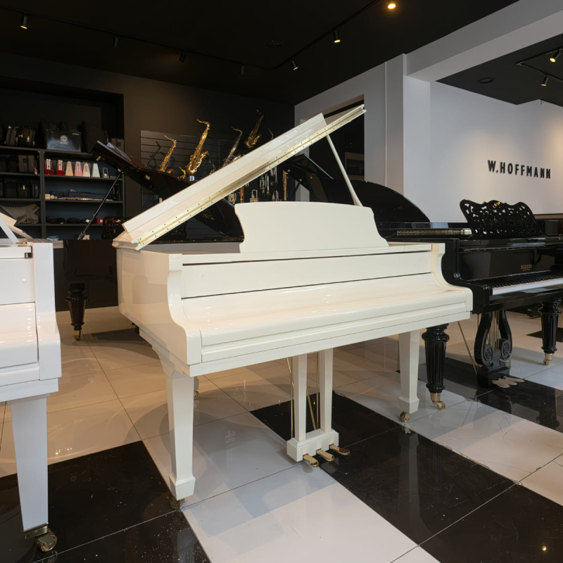 Рояль Irmler GP 142 Studio (BU) белый, полированный